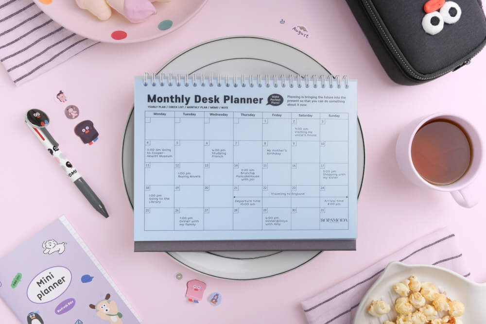 สมุดแพลนเนอร์แบบตั้งโต๊ะ Ropamoda month Desk planner สีฟ้า